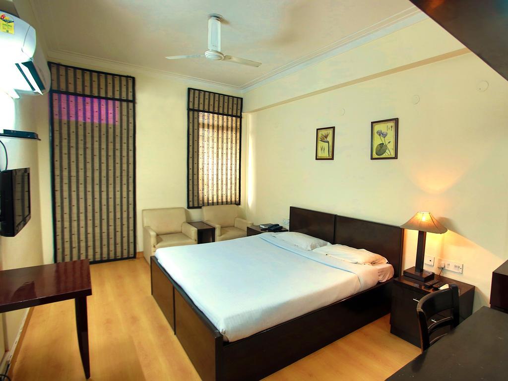 New Delhi Ymca Tourist Hostel Room photo